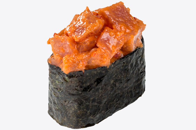 Photo Dish Gunkan with tuna in spicy